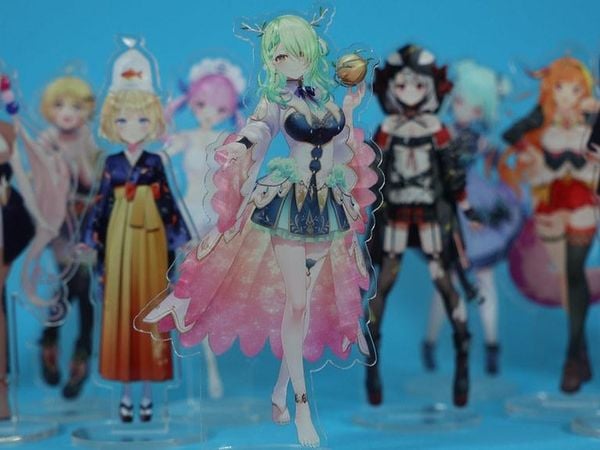 Takara 고투명 레이저 가공 캐릭터 아크릴 스탠디