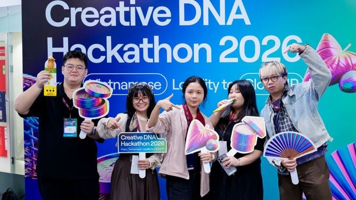 Creative DNA Hackathon do RMIT và Project Pluto tổ chức