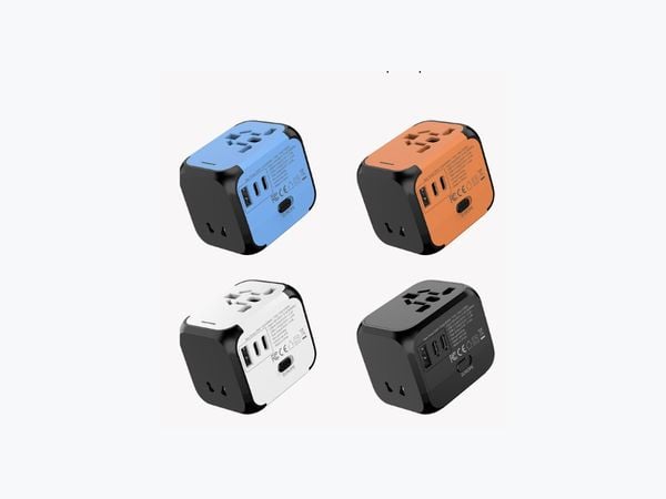 Takara 2500W 글로벌 만능 여행용 멀티 플러그 어댑터